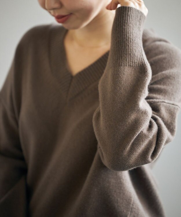 UNFILO ウールカシミヤ Vネックニット ブラウン