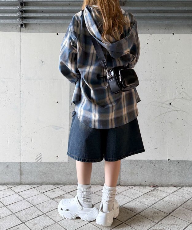 WEGO サークルポーチ付きスクエアショルダー ブラック