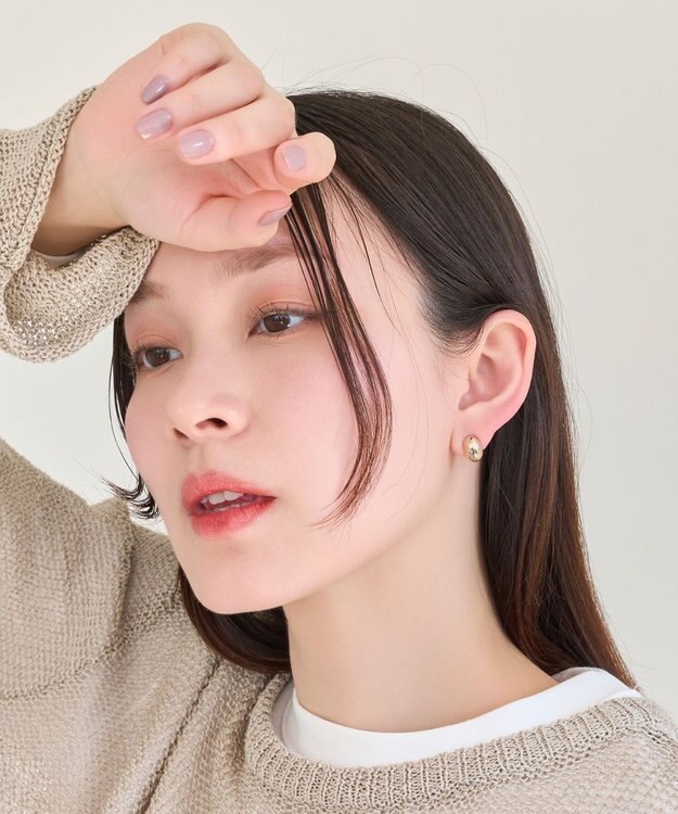Phoebe 【金属アレルギー対応】オーバルフープスナップイヤリング　シャンパンゴールド シャンパンゴールド