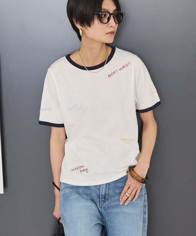 AMERICAN HOLIC ランダムロゴ刺繍リンガーTシャツ White