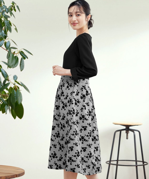 Tiaclasse L フロッキードッキングワンピース ブラック×オフチェック