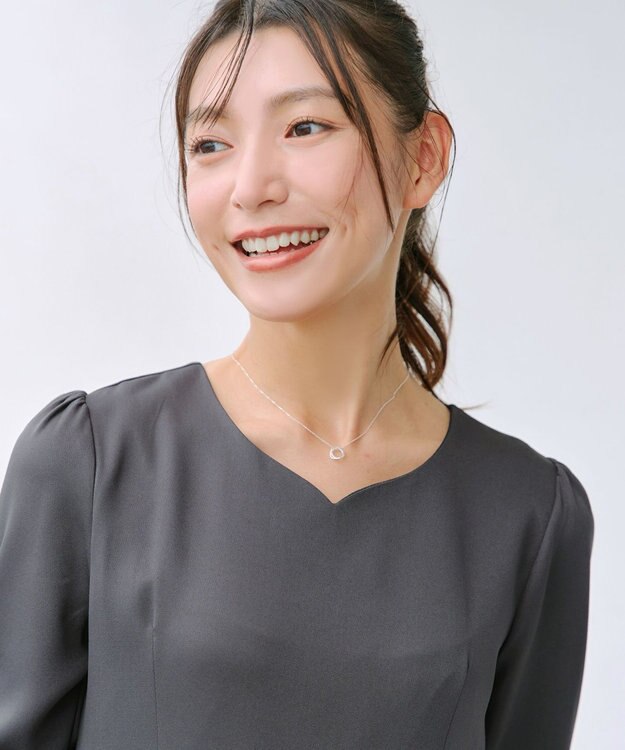 Tiaclasse L フロッキードッキングワンピース チャコールグレー×グレーチェック