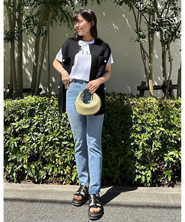 UNFILO 【VERYコラボ】パールボタンニットジレ ブラック