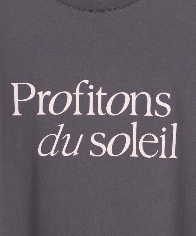 組曲 L ブルーデイジーロゴプリント Tシャツ チャコール×ピンク系