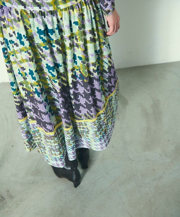 GRACE CONTINENTAL キカプリントティアードワンピース グリーン