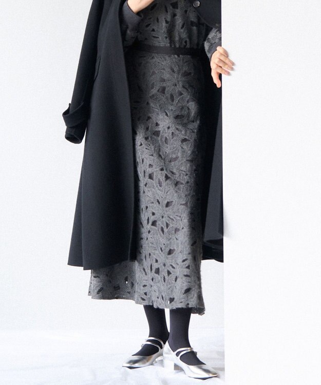 23区 【GOLD LABEL】チュールヘアリーエンブロイダリー スカート グレー系