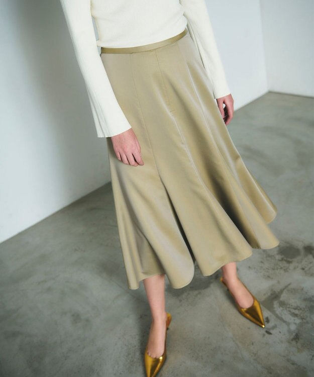 GRACE CONTINENTAL サテンマーメイドスカート ベージュ