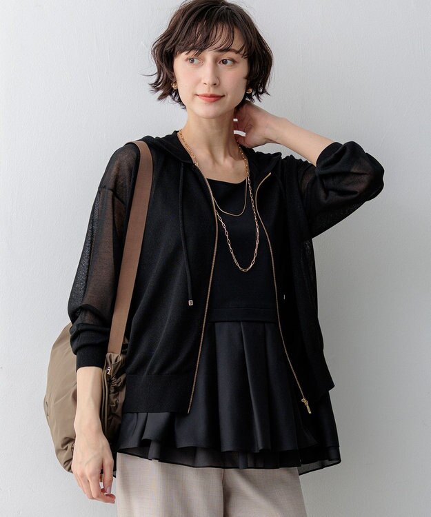 23区 【先行予約】シャイニーシアーニット ジップアップ パーカー ブラック系