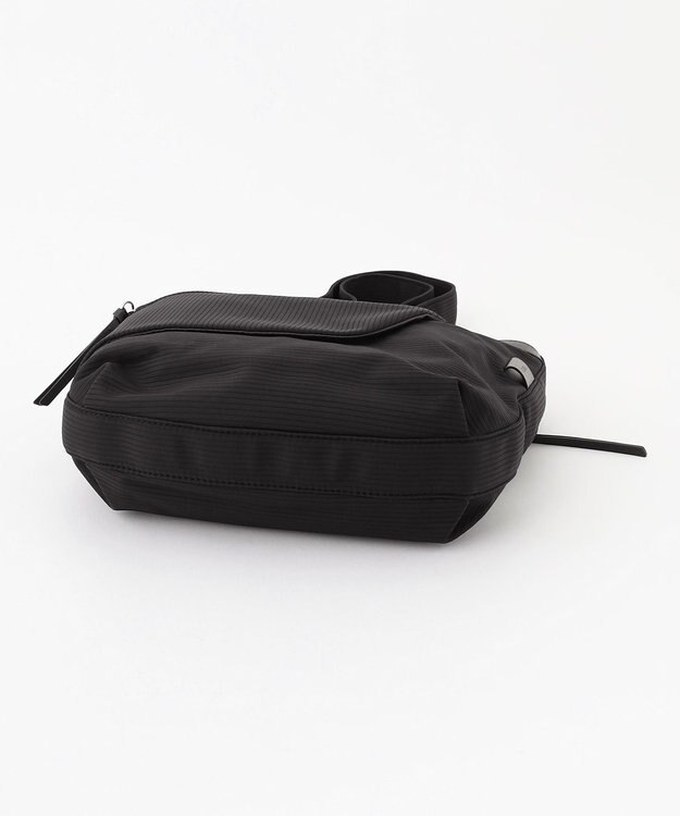 Y'SACCS コーデュロイライクナイロンショルダー ブラック
