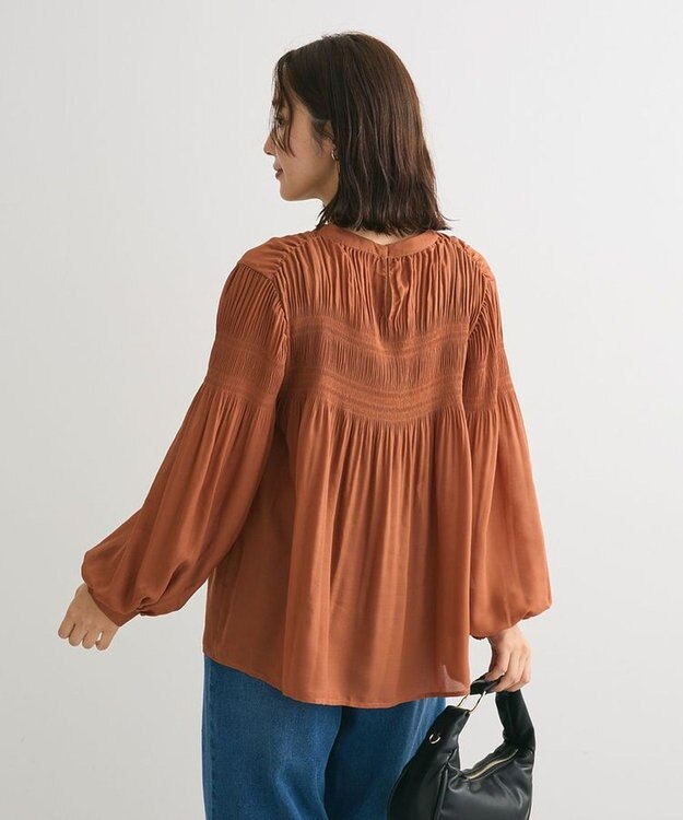 Green Parks マジョリカプリーツブラウス Brick Red