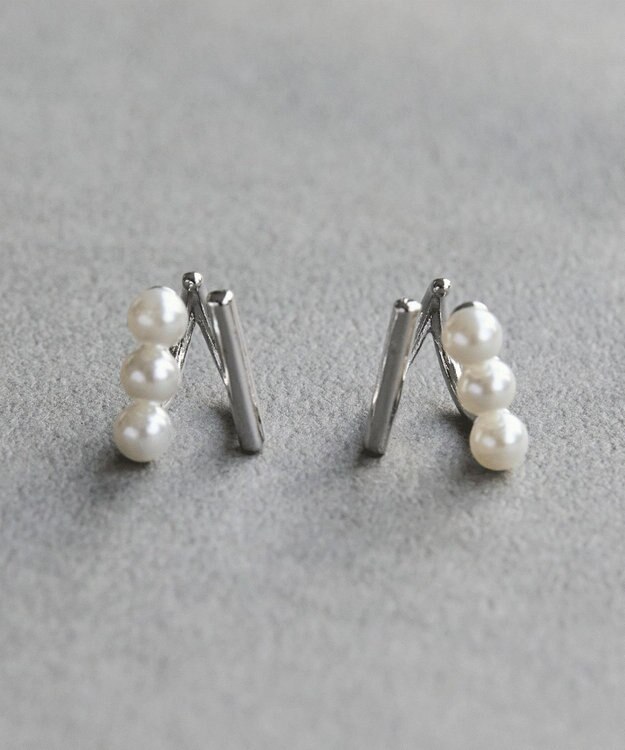 Phoebe 〈シリーズ累計販売15000点突破！〉ダブルデコレイトカフイヤリング　シルバー シルバー