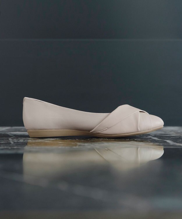 Tiaclasse 【安田美沙子さん/小倉優子さん着用】捻りデザインパンプス アイボリー