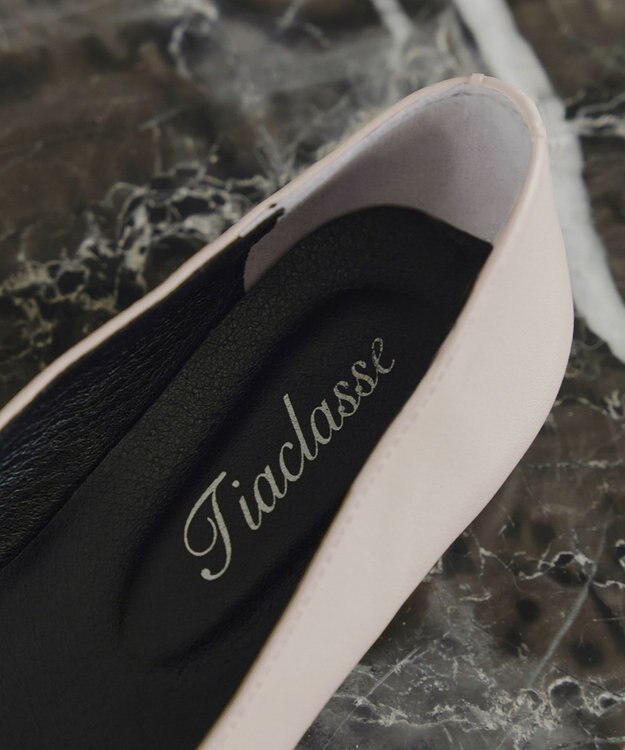 Tiaclasse 【安田美沙子さん/小倉優子さん着用】捻りデザインパンプス アイボリー