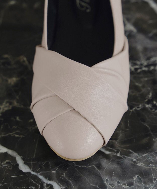 Tiaclasse 【安田美沙子さん/小倉優子さん着用】捻りデザインパンプス アイボリー