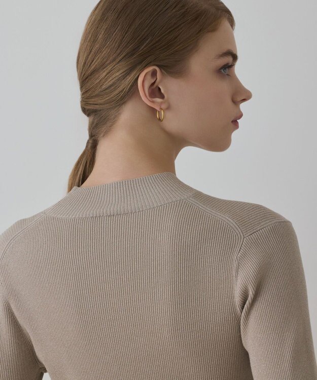 GRACE CONTINENTAL ラメリブニットトップ ベージュ