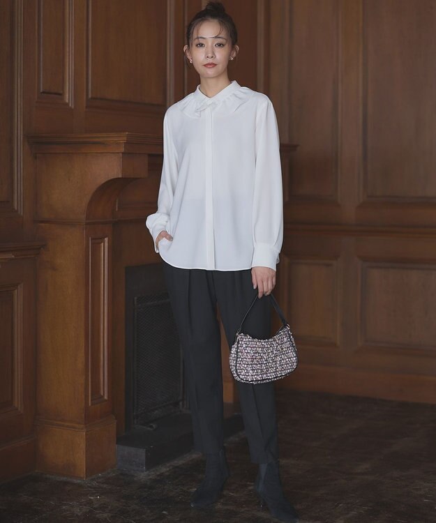 組曲 L フリルカラーレイヤード ブラウス アイボリー系