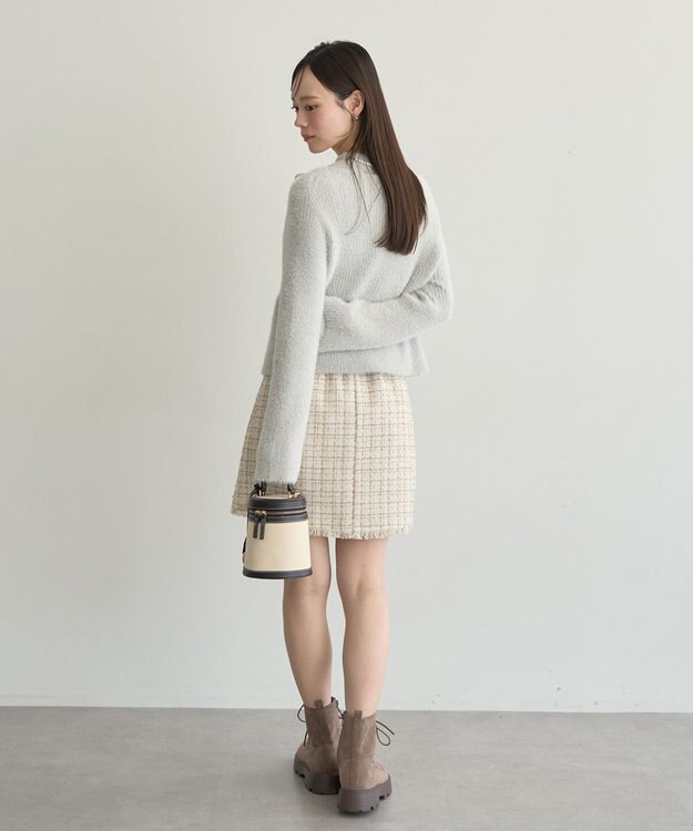 earth music&ecology SET2点チャーム付きシャギーニット＋インナー Light Gray