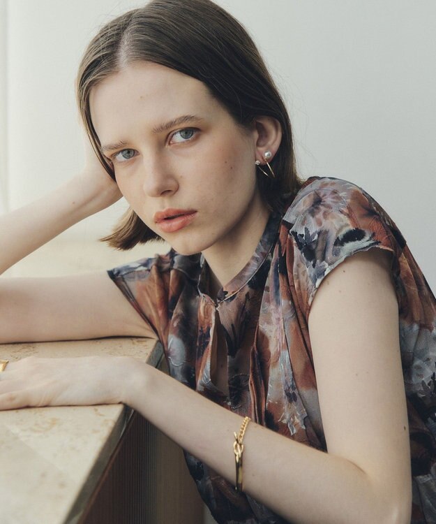 YECCA VECCA パールスパイラルピアス Gold