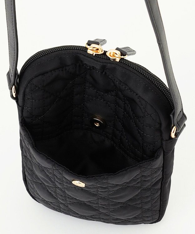 LA BAGAGERIE グリッドキルティングミニショルダー ブラック