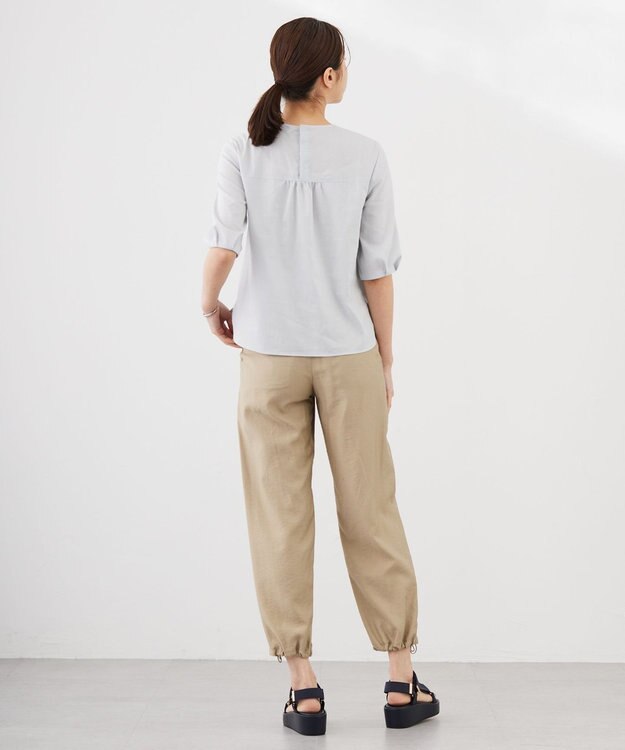 J.PRESS LADIES 【洗える】ラミーポプリン クルーネック ブラウス ライトグレー系