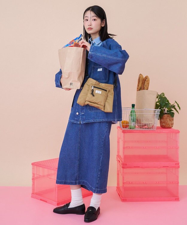 AMERICAN HOLIC 【PENNEY'S】ナイロンサコッシュ Beige