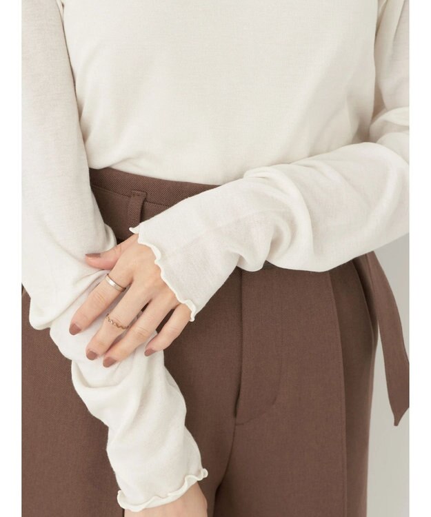 earth music&ecology シアータートルネックプルオーバー Ivory