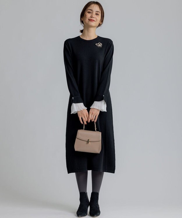 組曲 S 袖フリルニット ワンピース ブラック系