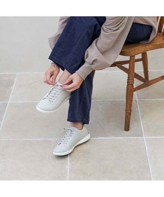ing <ing>晴雨兼用スポーツスニーカー ライトグレーコンビ