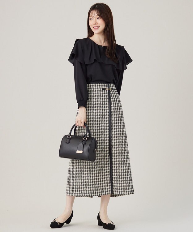 ANY SIS L 【洗える】スクエアラッフルカラー ブラウス ブラック