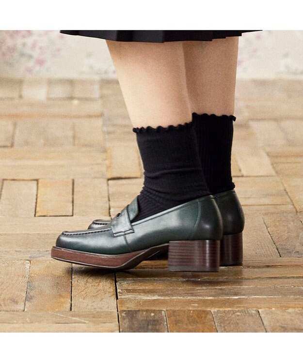 ing <ing>ストーム入りヒールローファー グリーン