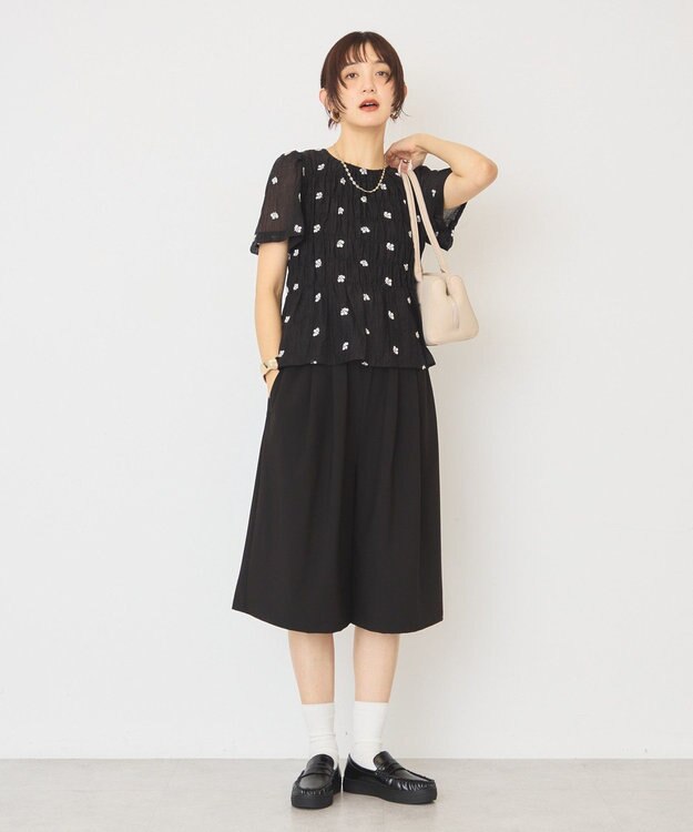 AMERICAN HOLIC 花柄刺繍シャーリングブラウス Black