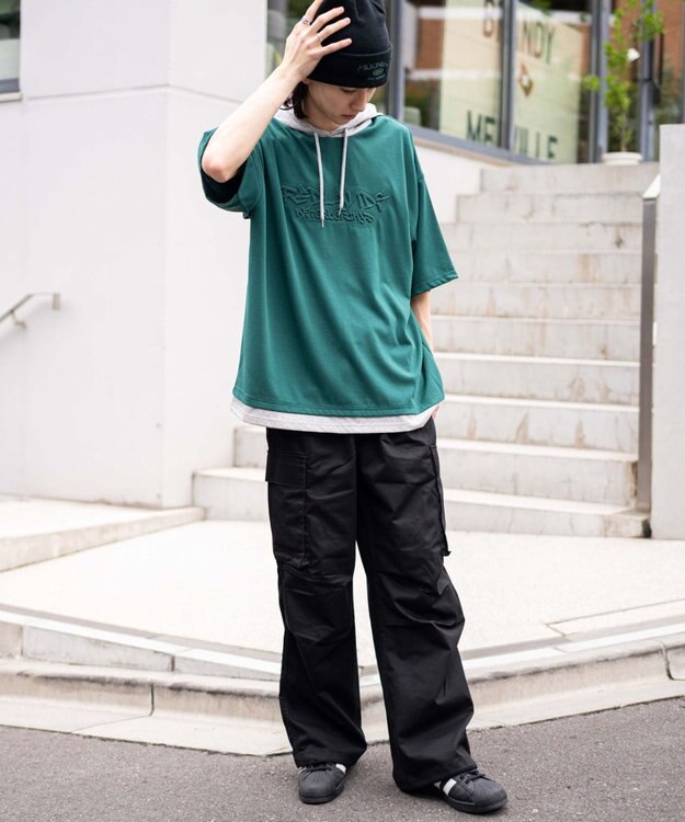 WEGO 【接触冷感/ユニセックス着用ITEM】エンボスロゴグラフィックTPK（SS） ダークグリーン