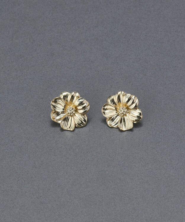 Phoebe フレグラントフラワーメタルピアス ゴールド