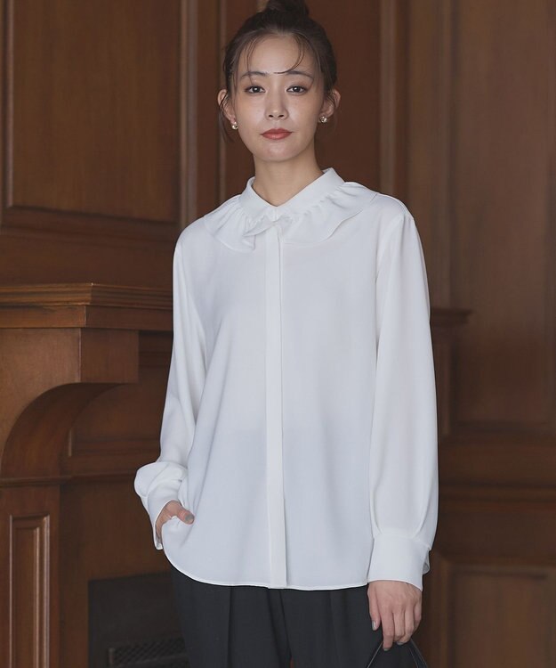 組曲 L フリルカラーレイヤード ブラウス アイボリー系