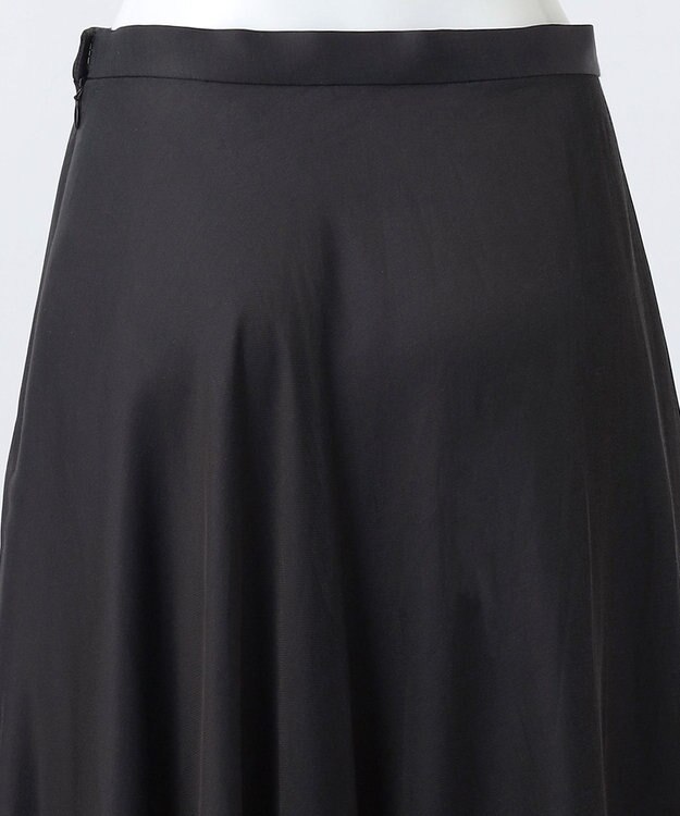 23区 【エステータ】ドレープサテン フレアスカート ブラック系