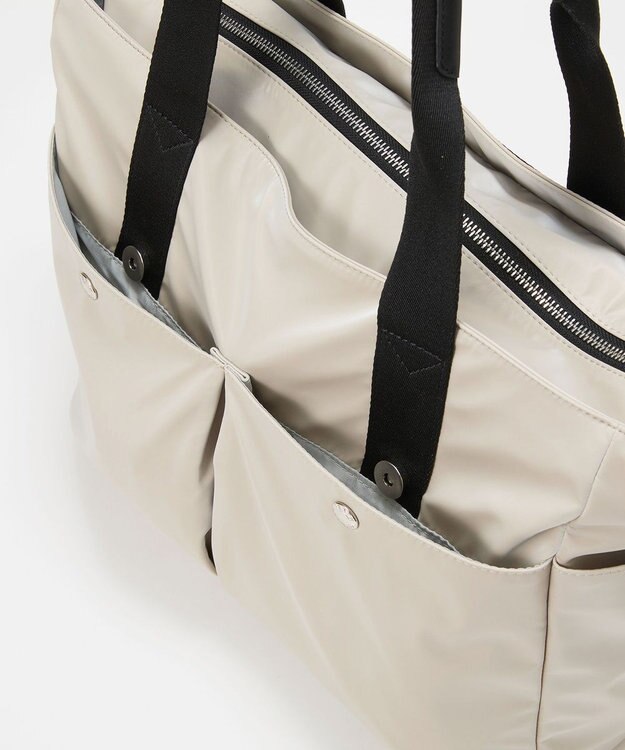 TOPKAPI 【Breath TOPKAPI】Train 防水ポリエステル ビッグ トートバッグ / 8ポケット/ キャリー対応 ライトベージュ