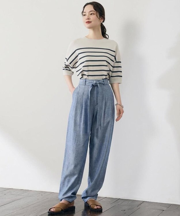 自由区 L 【17号サイズまで展開・カタログ掲載】コットンリネンシャンブレーテーパード パンツ ライトブルー系