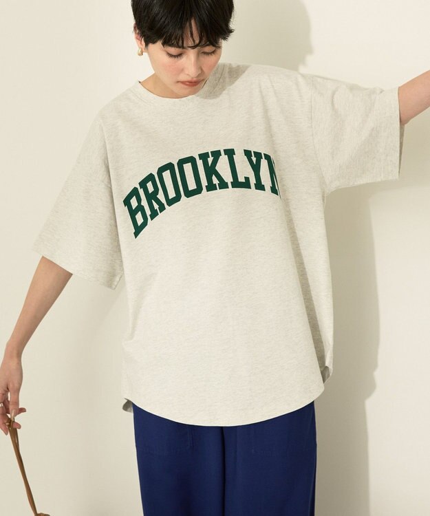 AMERICAN HOLIC BROOKLYN カレッジロゴBIGTシャツ Oatmeal