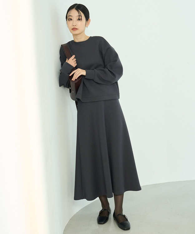 UNFILO 【新色登場】BEAUTY FORM JERSEY セミフレアスカート チャコール