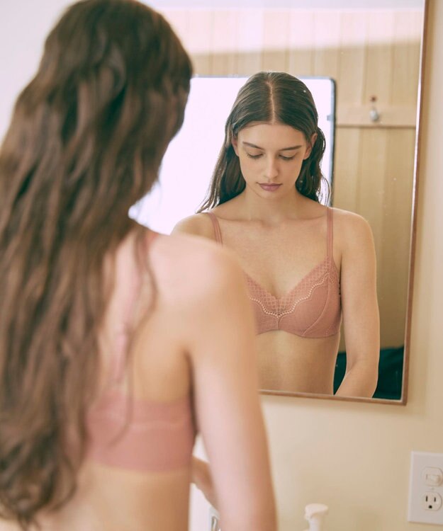 une nana cool 【リニューアル】364ブラ レース ノンワイヤーブラ コーラル