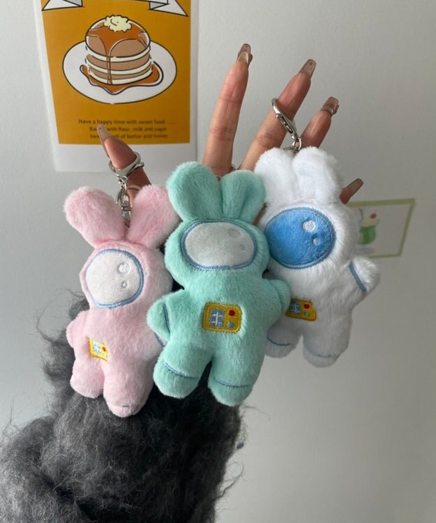 WEGO スペースラビットぬいぐるみキーホルダー グリーン