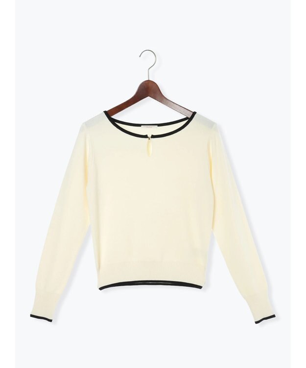 Te chichi スクエアチャームキーネックプルオーバー オフホワイト