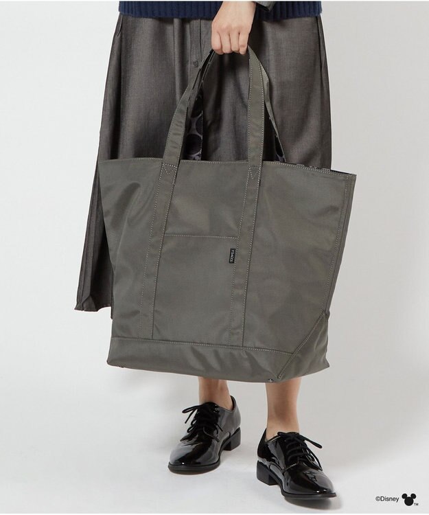 Y'SACCS 【Disney Collection】シルエットプリントトートバッグ　Lサイズ グレー