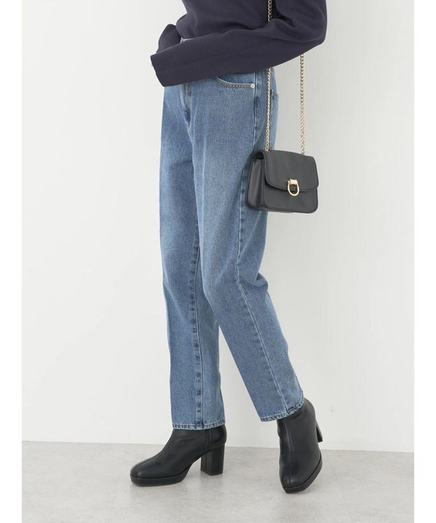 earth music&ecology センタープレスデニムパンツ Light Indigo