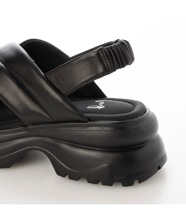 ing <ing>厚底クロスベルトスポーツサンダル ブラック