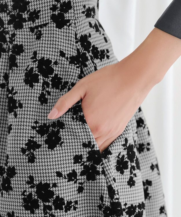 Tiaclasse L フロッキードッキングワンピース チャコールグレー×グレーチェック