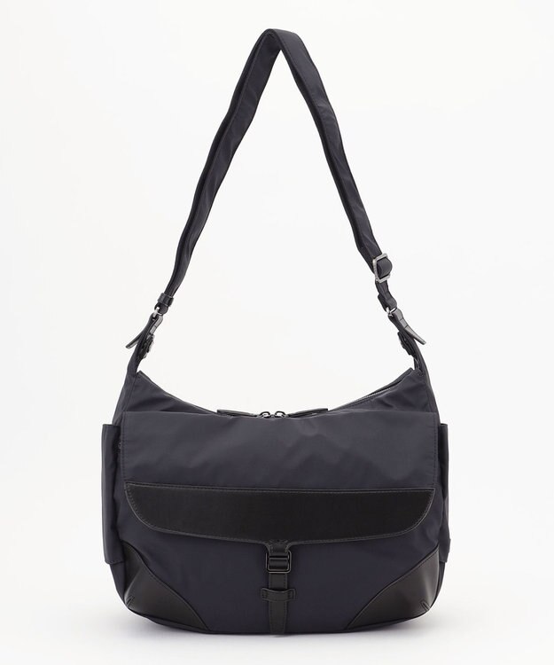 Y'SACCS ミリタリーフラップショルダー　Mサイズ ブラック