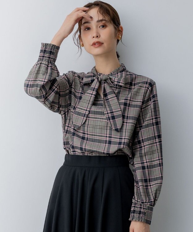 組曲 シアーツイルチェック ハイネックブラウス ベージュ系3