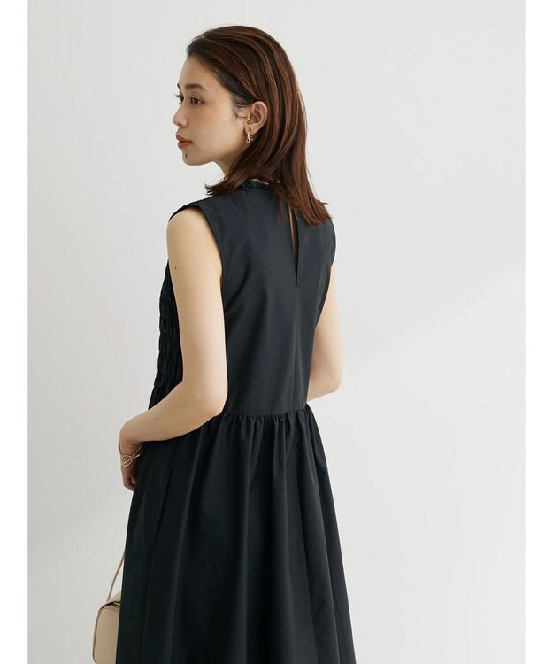 Green Parks ・Ｄｏｕｂｌｅ　Ｆｌａｇｓ　シャーリングノースリワンピ Black