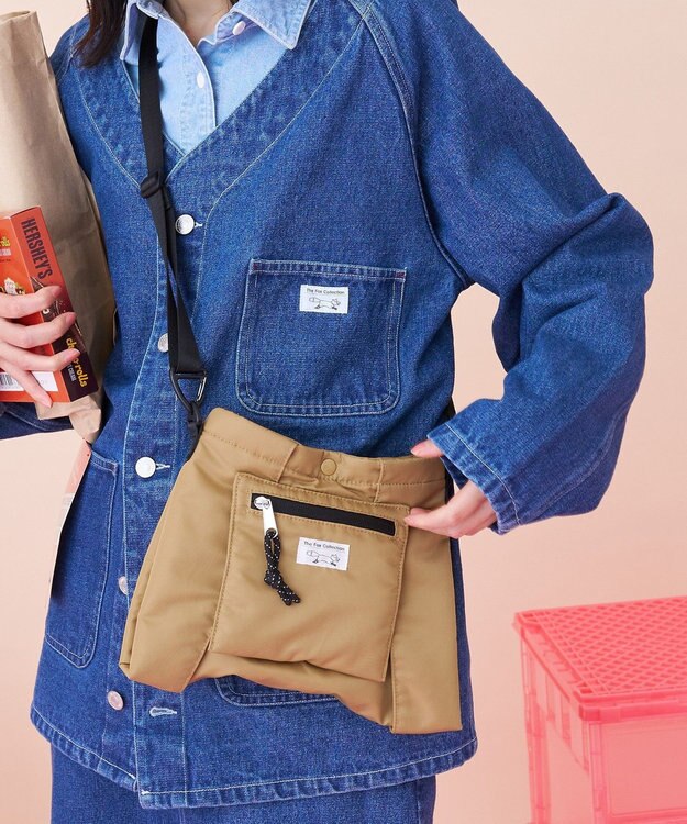 AMERICAN HOLIC 【PENNEY'S】ナイロンサコッシュ Beige